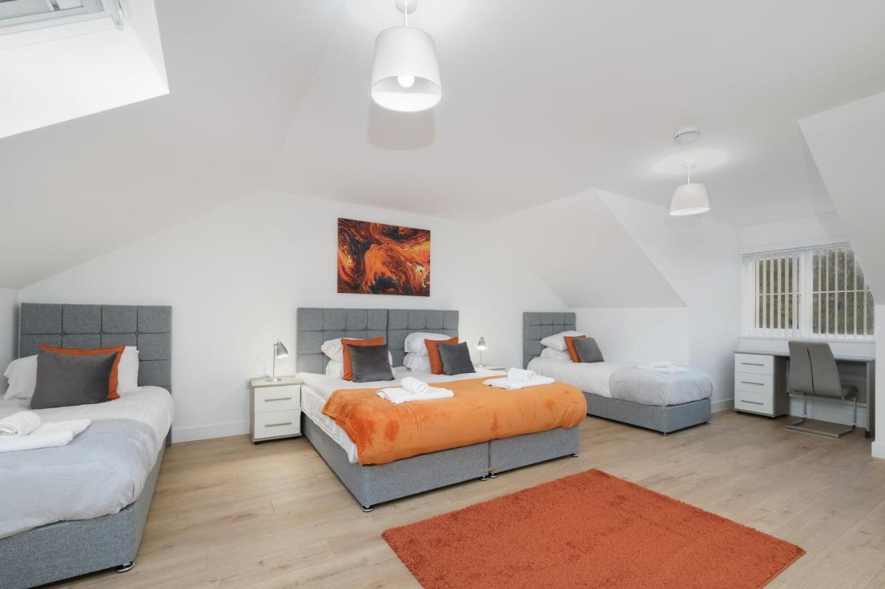 Pinewood Studios, Iver Slough Heathrow 1 & 2 Bedroom Apartments With Parking By Arista Living Exterior photo