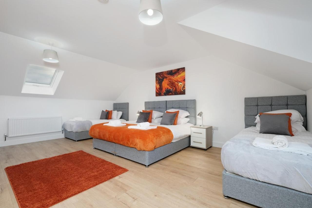 Pinewood Studios, Iver Slough Heathrow 1 & 2 Bedroom Apartments With Parking By Arista Living Exterior photo